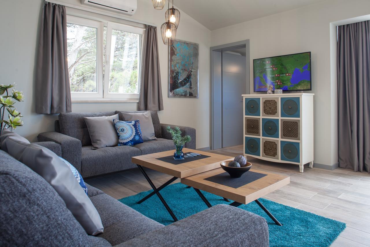 Apartments Vranjes Deluxe Brela Eksteriør bilde
